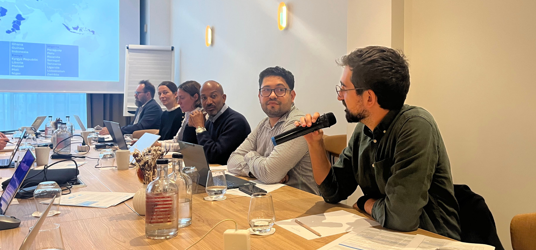 Participants at the FOLUR workshop